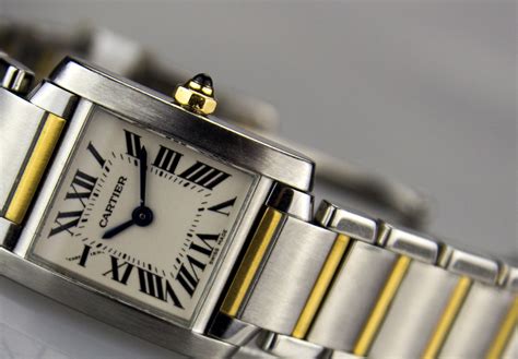 Montres Cartier femme d'occasion .